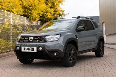 Dacia Duster (Typ SR) with H&R Lift Springs 